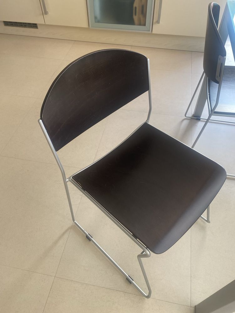 Mesa de cozinha com 4 cadeiras