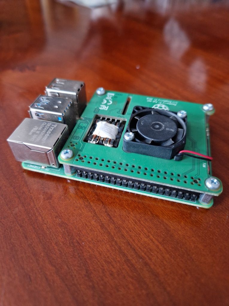 Raspberry Pi 4 Computer