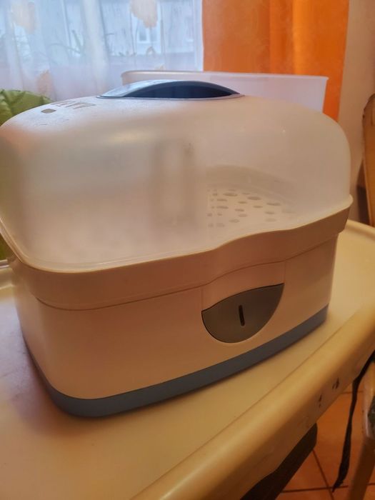 Стерилізатор паровий електричний Chicco для пляшечок та сосок