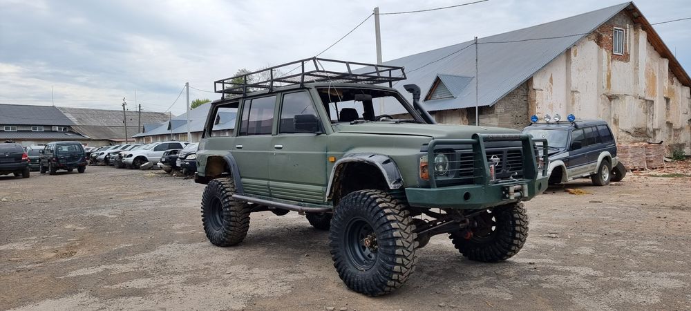 Розборка Nissan Patrol Y60  4.2 бензин