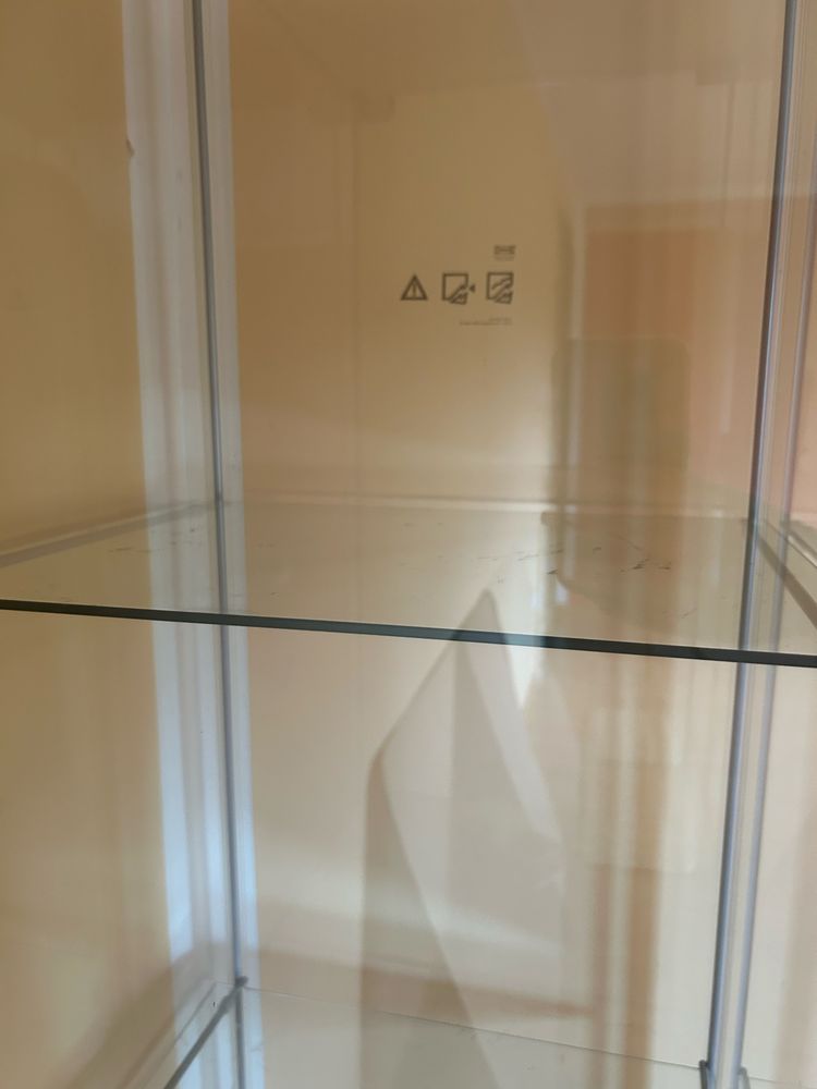 Witryna szklana biała Ikea