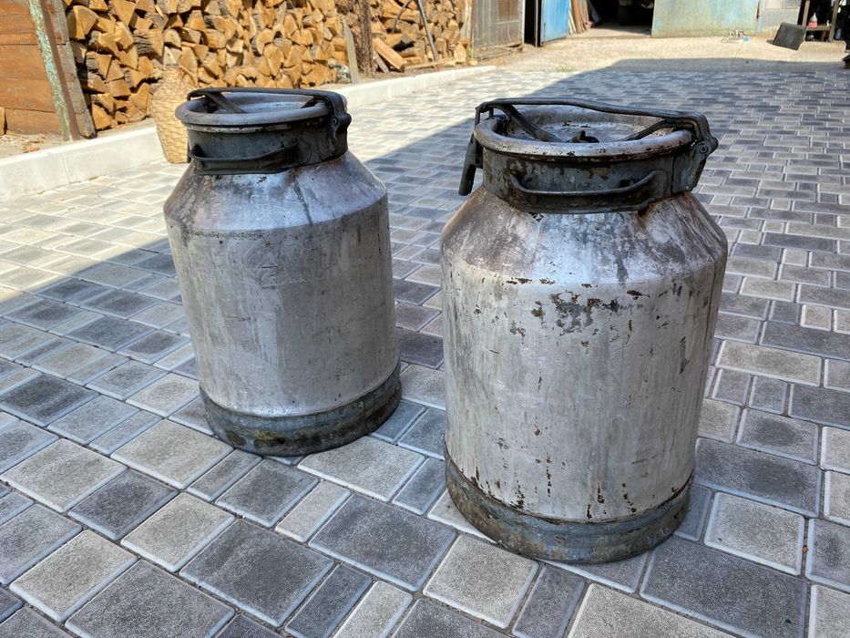 Алюминиевый бидон емкость под жидкость сыпучие бочка тара бідон бедон