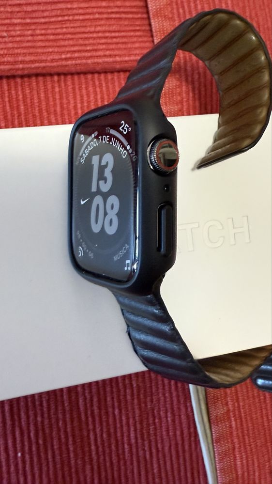 Apple watch 7 45mm GPS + Cell Stanless Seel (Aço)