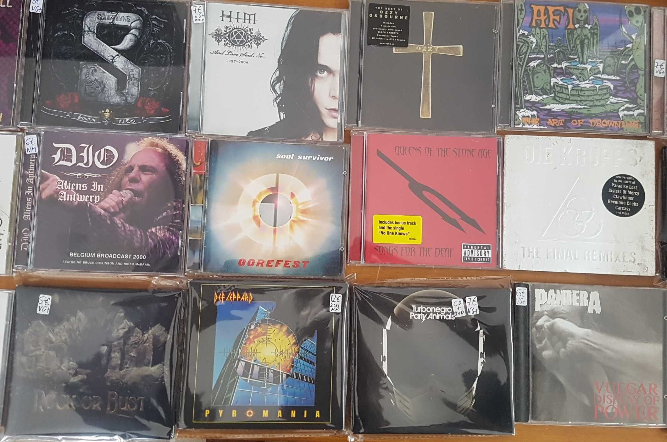 Lote 30 CDs hard rock heavy metal punk hardcore