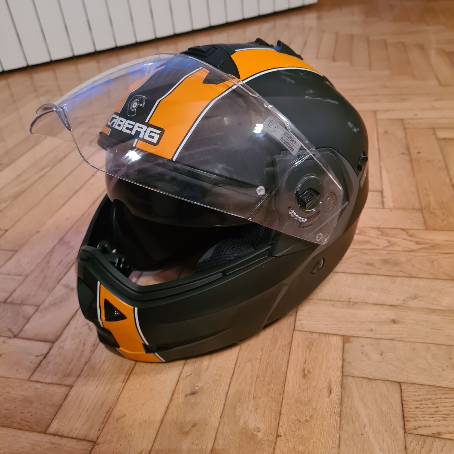 Kask szczękowy Caberg Duke Legend