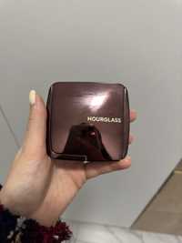 Пудра Hourglass Dim Lighr