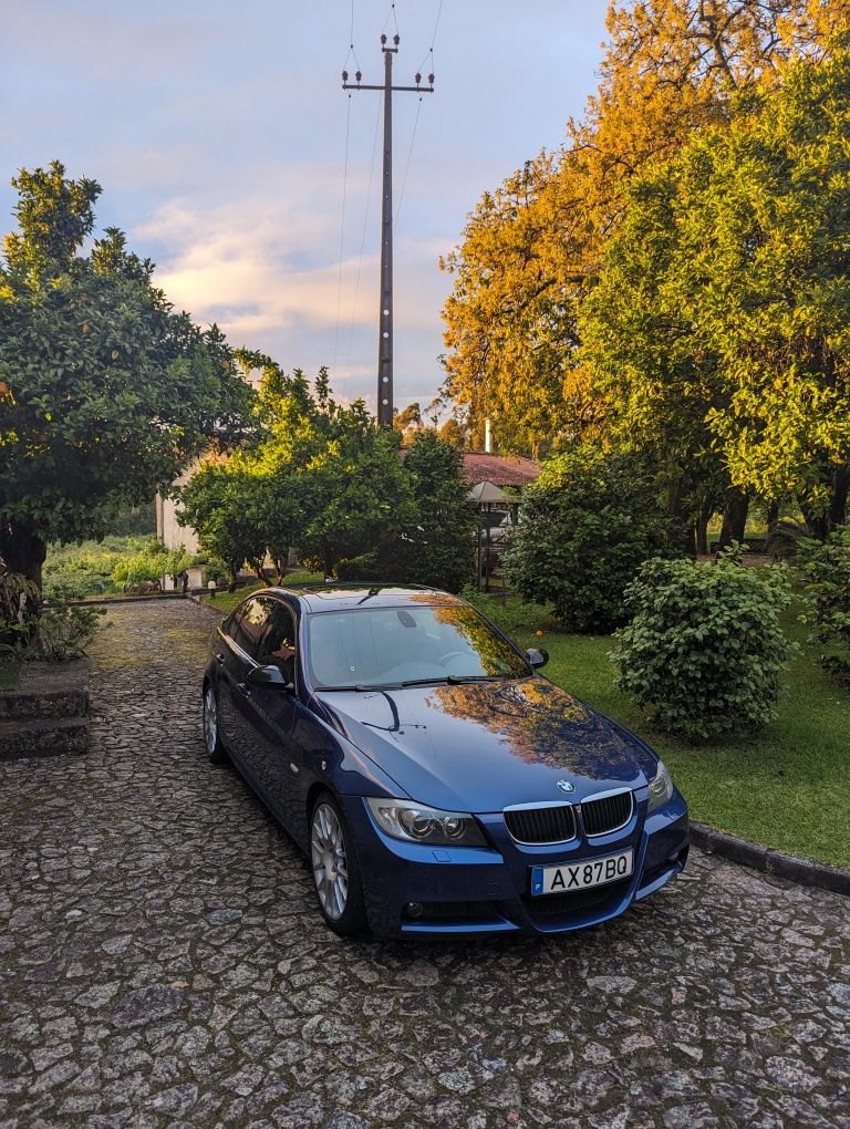 BMW 320si (Motor Danificado)
