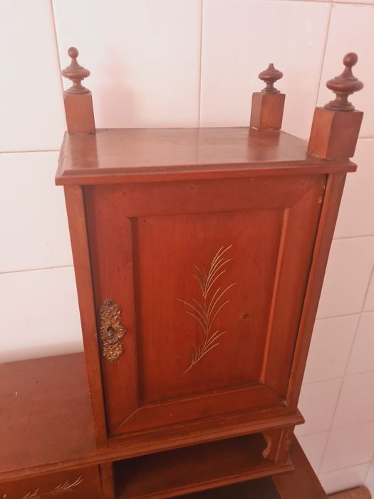 Pequena secretária