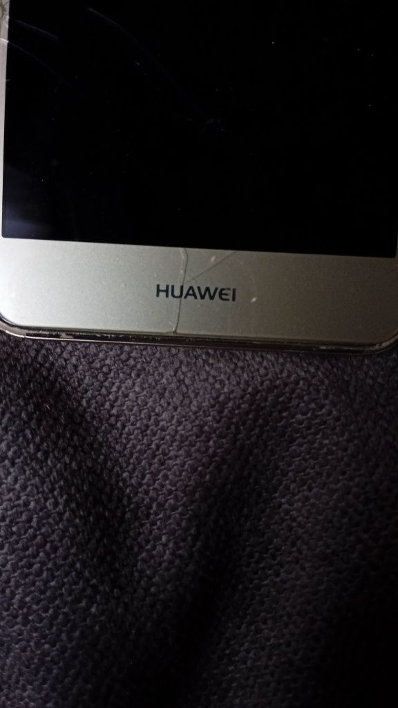 Смартфон Huawei  БУ