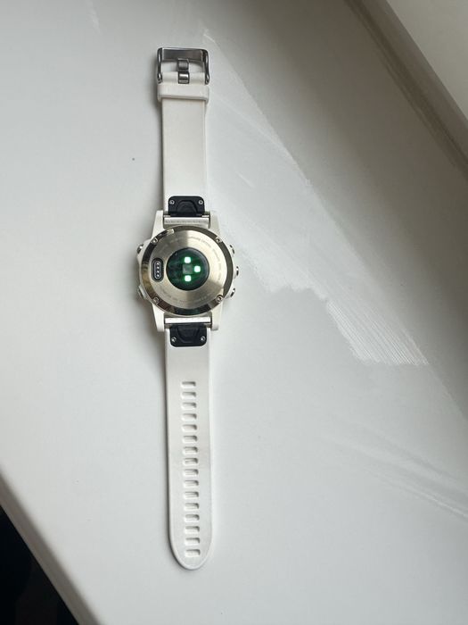Garmin Fenix 5S sapohire 42 mm white