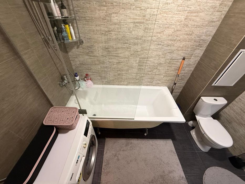 Продаю 2х комнатную квартиру.Автономное отопление.