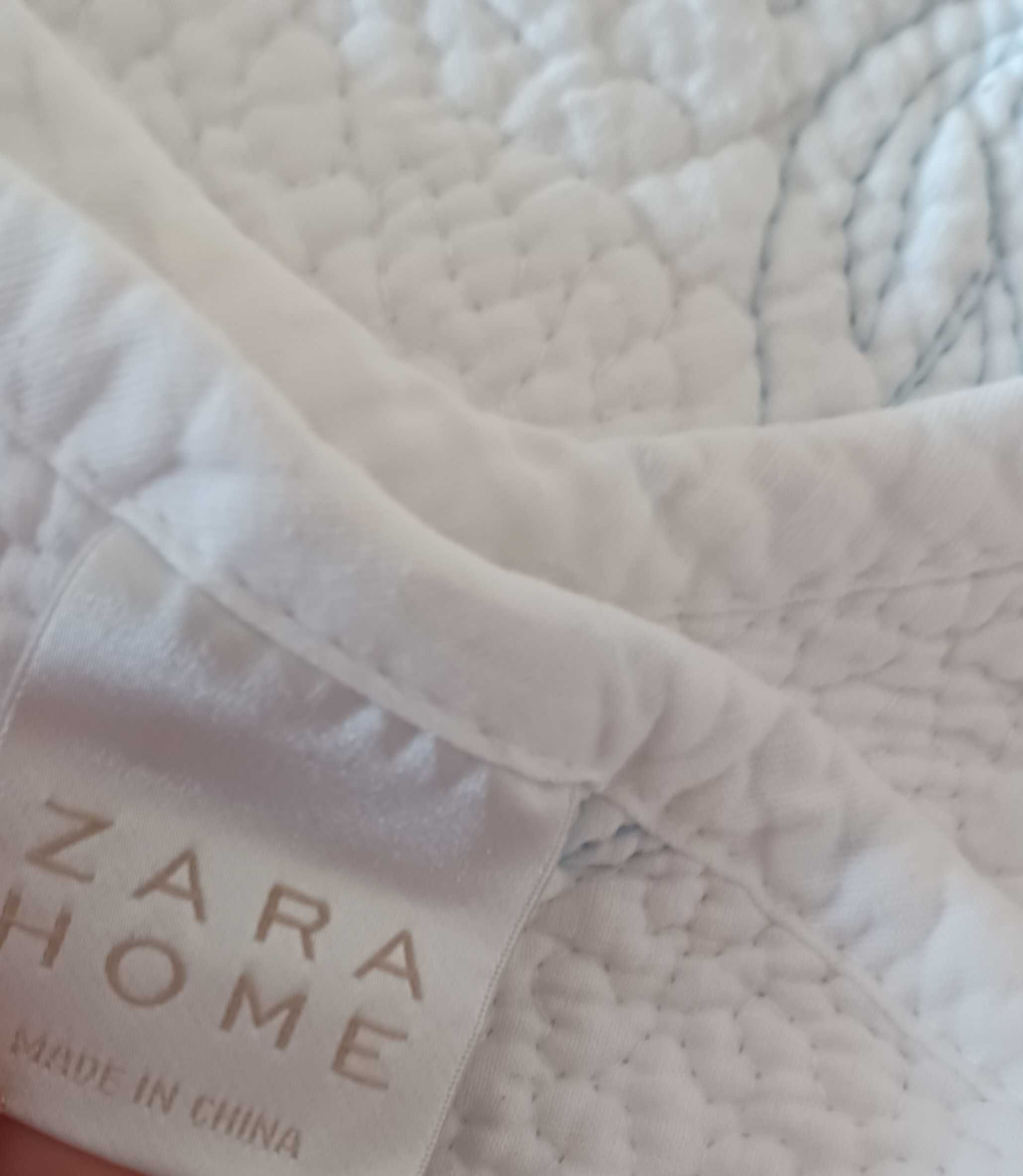 Colcha Algodão - Zara Home - Azul e Branco - ótimo estado