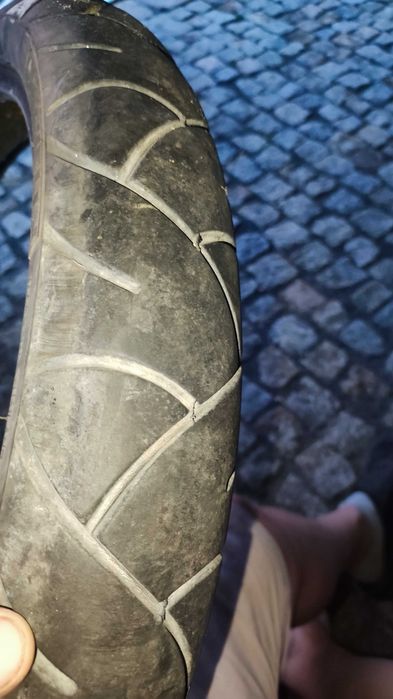 Opona do 2.75x18 90/90x18 Michelin