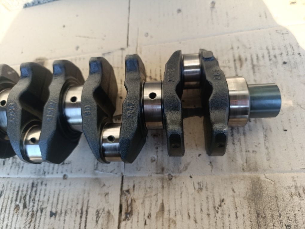 Колінвал коленвал 2.0 D m47N Bmw E46 E90 e60 e81 Бмв е46