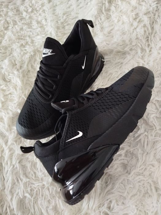 Nowe sportowe buty męskie