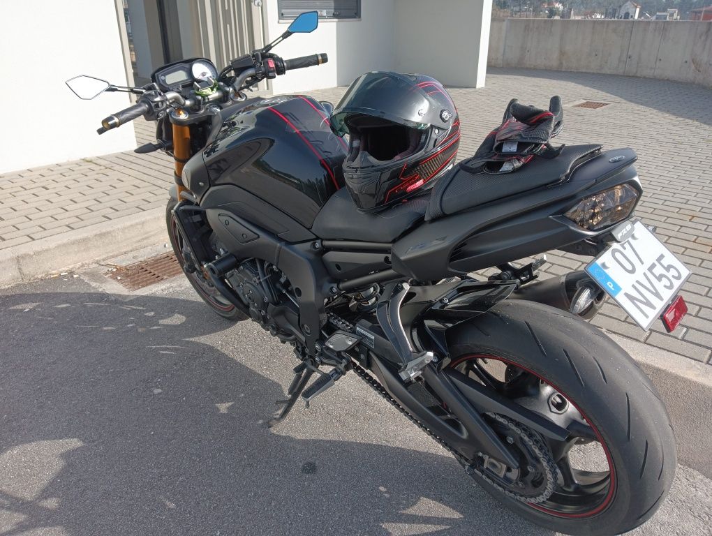 Moto Yamaha Fz8 2013