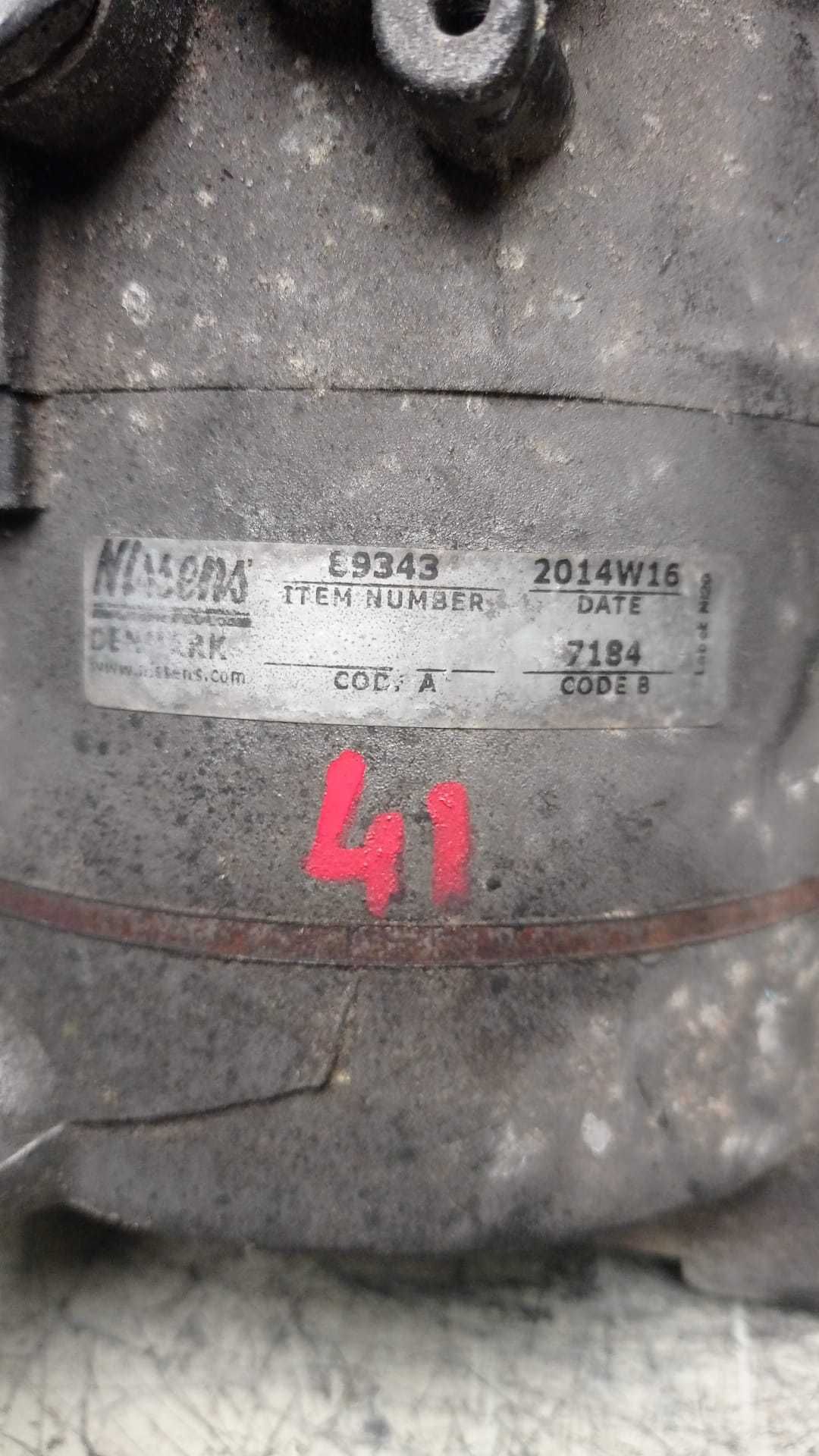 Compressor AC Opel Vectra C 

REF: 8 9 3 4 3