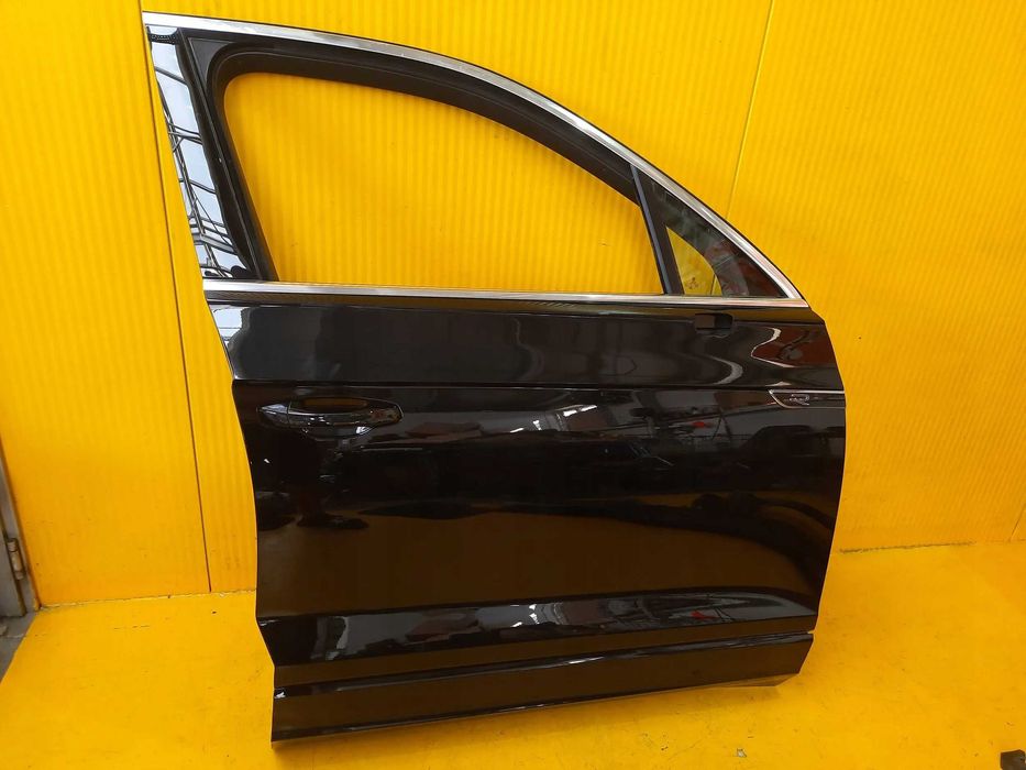 Двері голі комплектні ліві праві Volkswagen розборка шрот запчасти