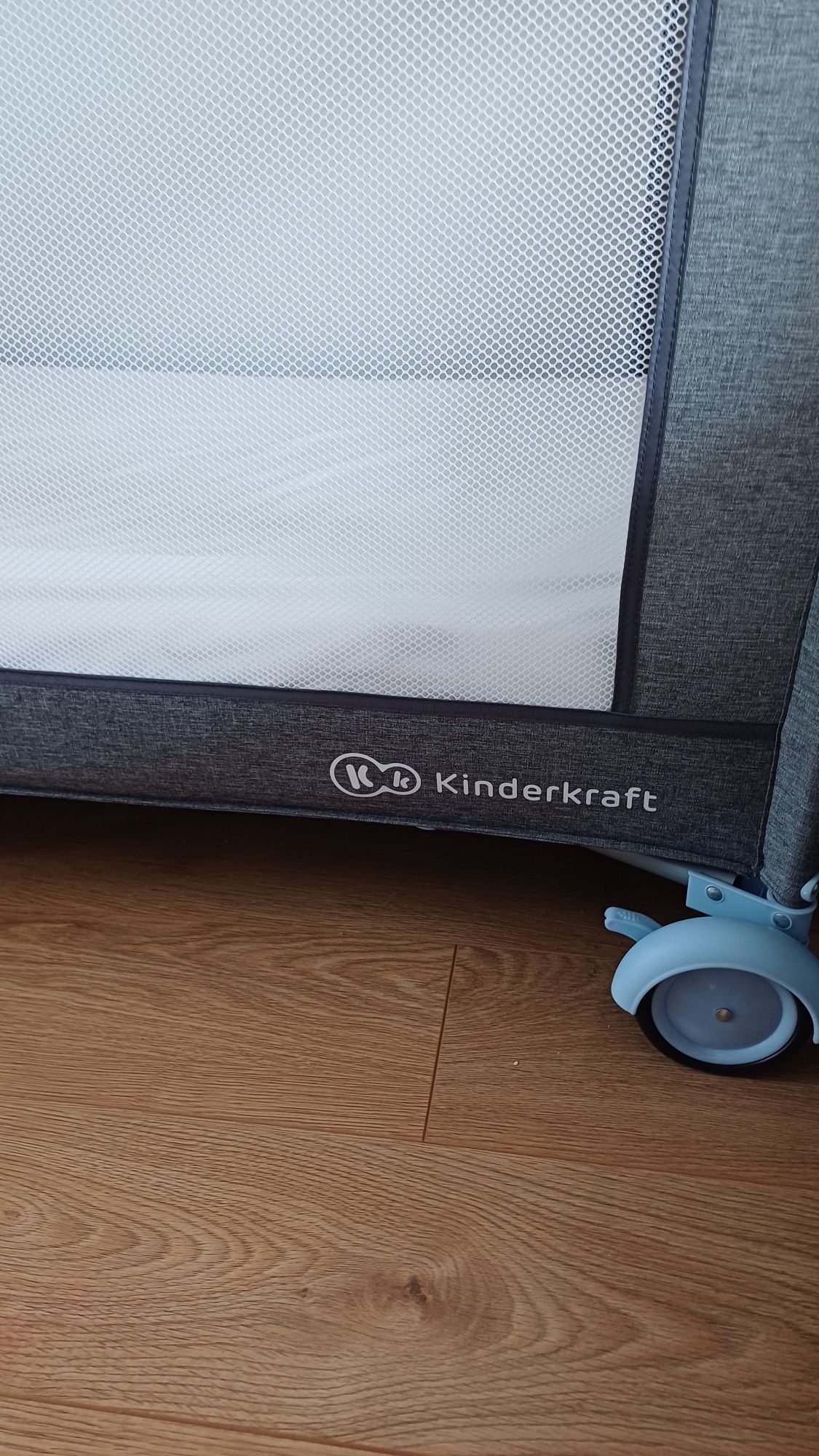 Kinderkraft joy lozeczko turystyczne plus materac Fikimiki sensitive