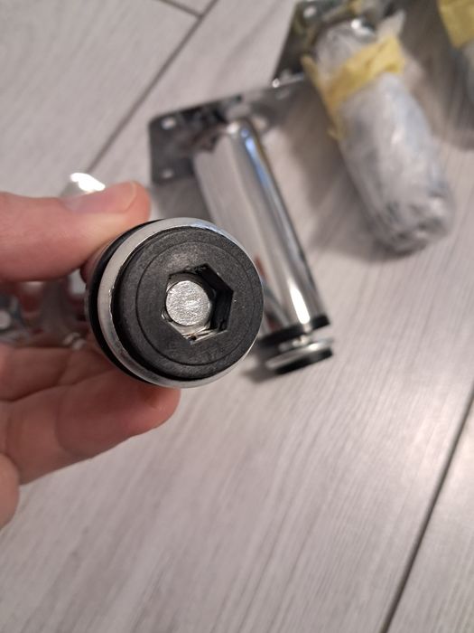 Ніжки меблеві, 10-11 см