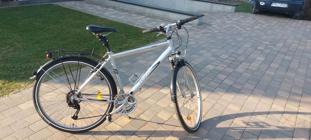 Peugeot Paris 28"