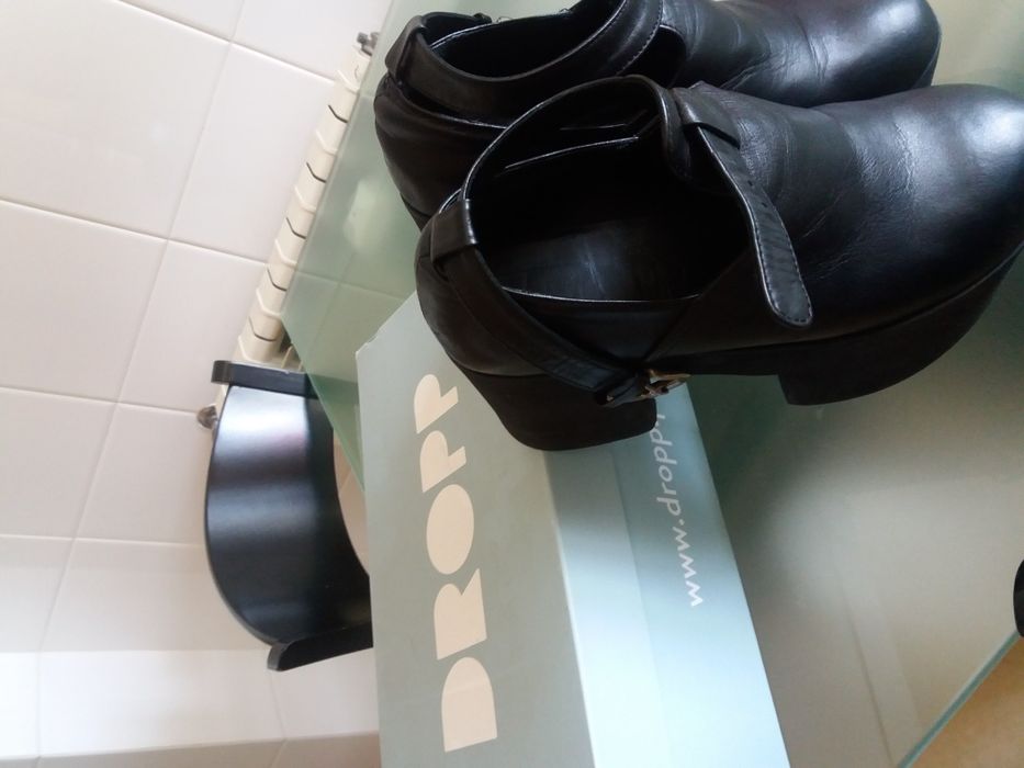 Sapatos de plataforma da prof