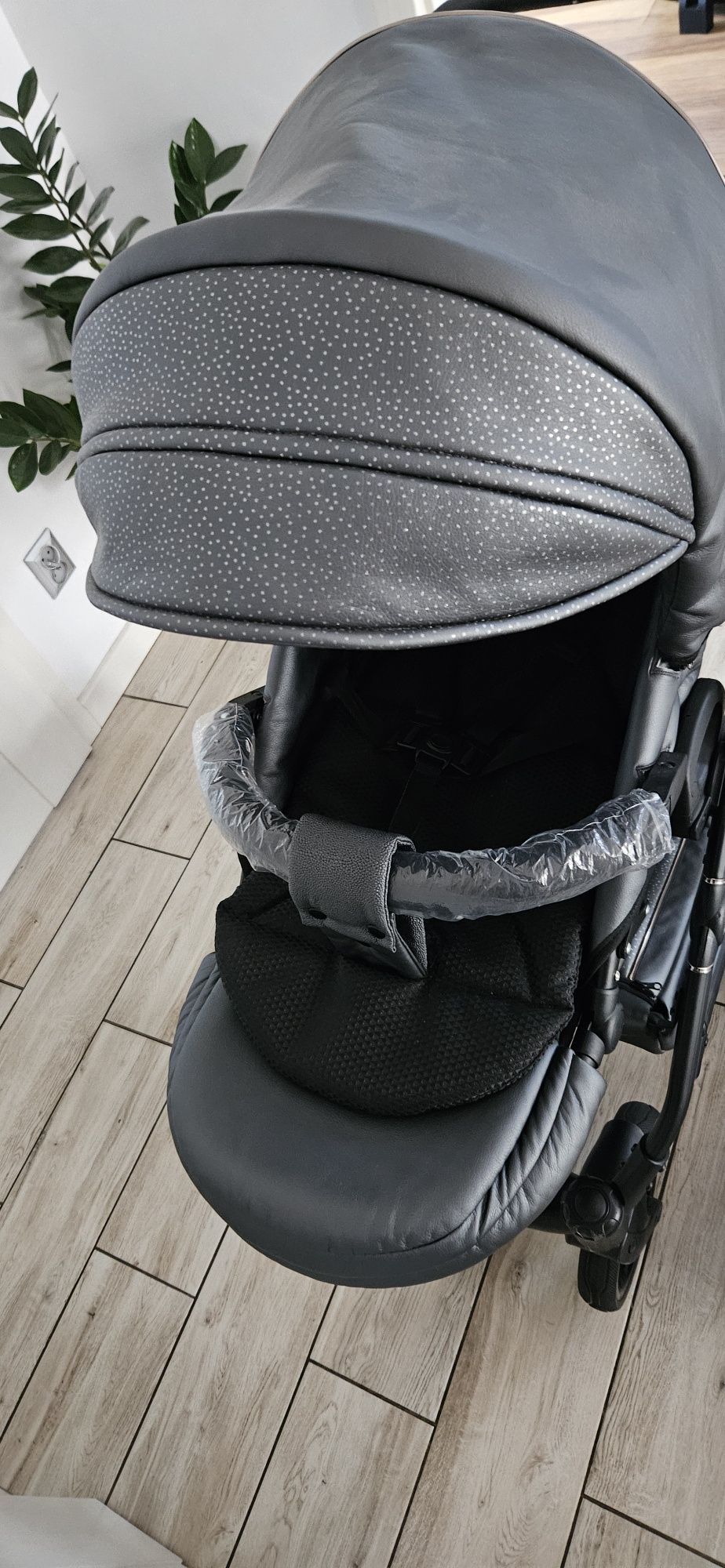 Wózek Tako Laret Premium Gt w wersji 2w1 lub 4w1 z Cybex I bazą samoch