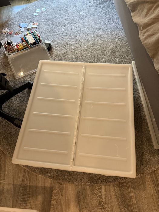 Caixas para colocar de baixo de cama