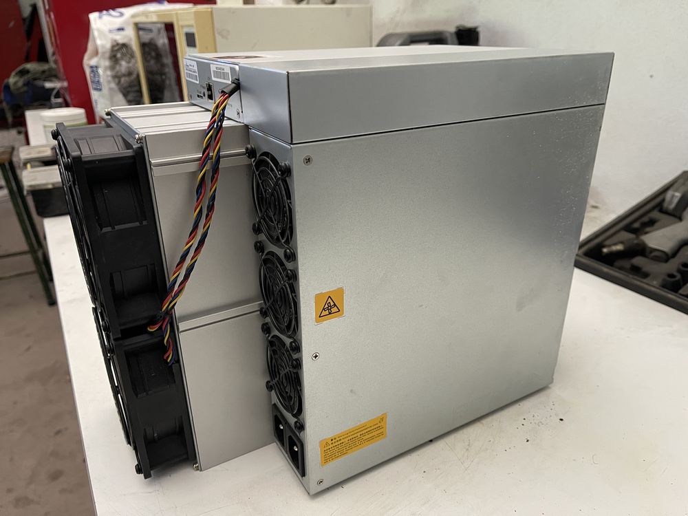 Bitmain S19K PRO 120T/137T com FIRMWARE from VNISH instalado