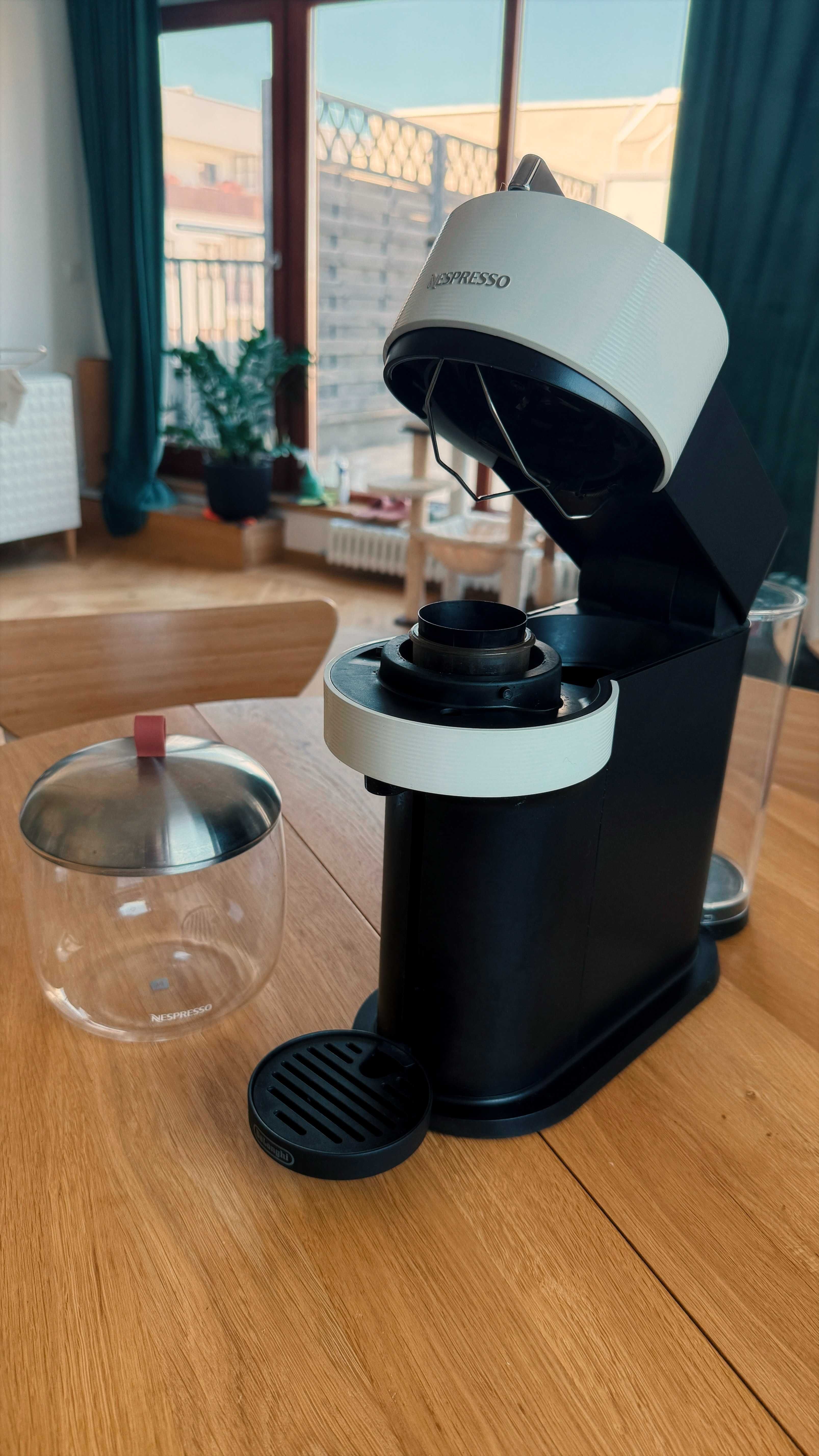 Kapsułkowy expres do kawy Nespresso VERTUO NEXT Beżowy + PREZENT