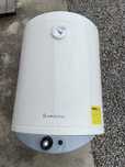 Gazowy podgrzewacz wody Ariston 80L