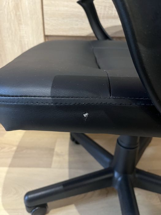 Fotel biurowy  regulowany