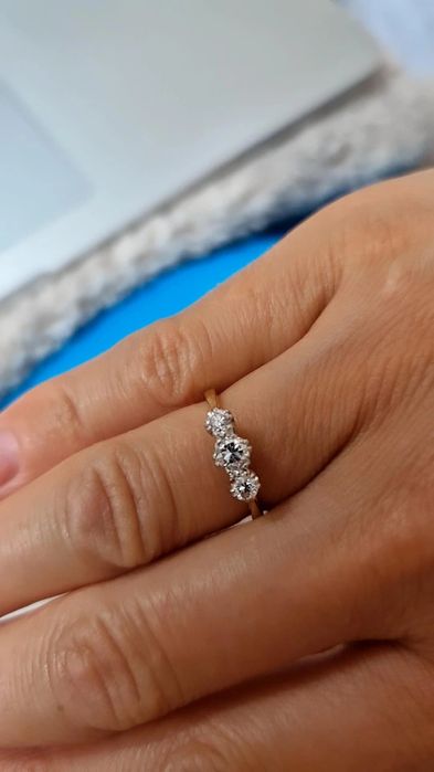 Cudowny pierścionek art deco