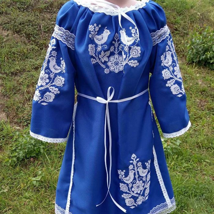 Вишиванка на дівчинку