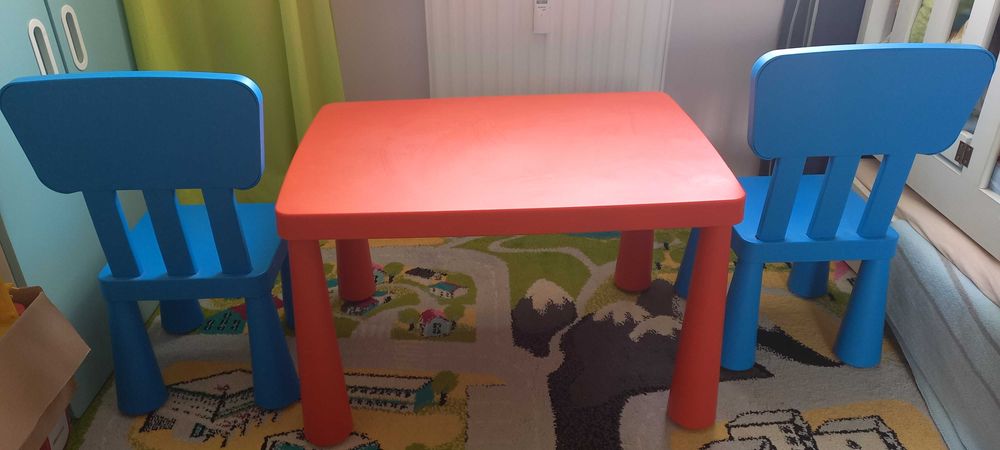 Stolik i 2 krzesełka Mammut Ikea