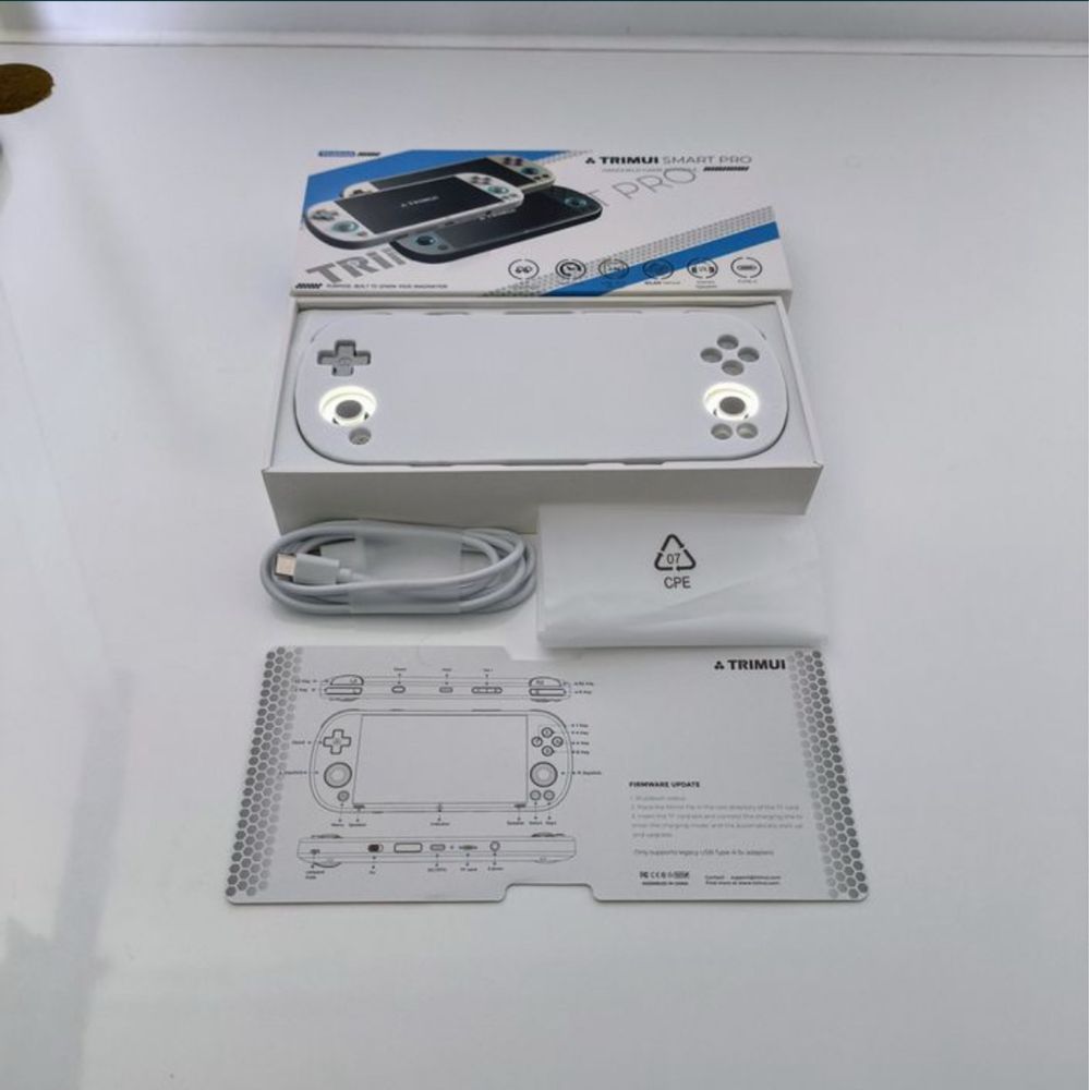 Trimui Smart Pro 128GB com 10500 Jogos NOVA