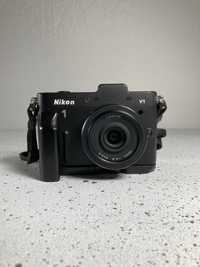Nikon 1 v1 + Nikkor 10mm f/2.8 + FotodioX Pro Grip