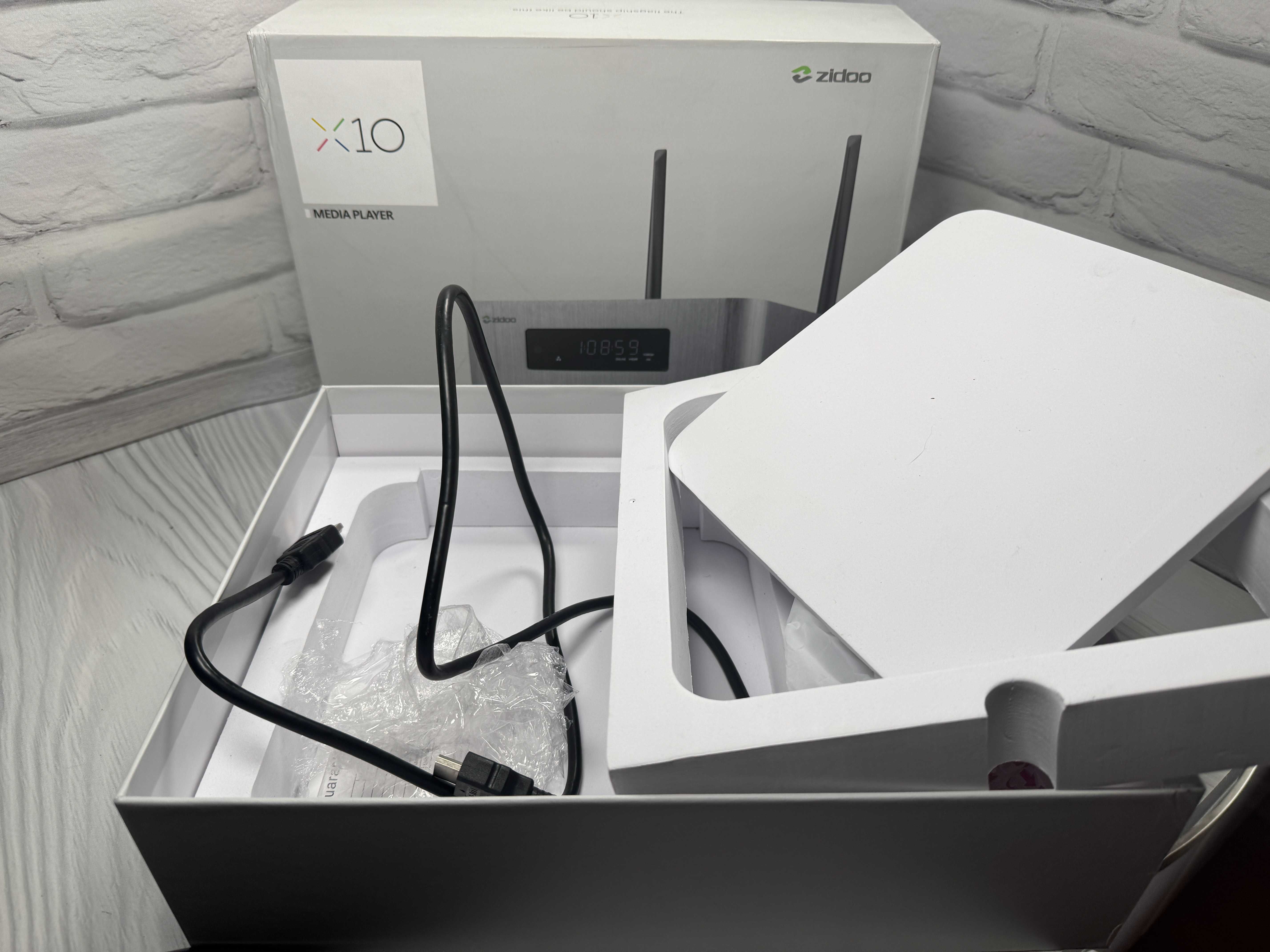 Медіаплеєр Zidoo X10 (обмен/продажа) Android TV Box приставка
