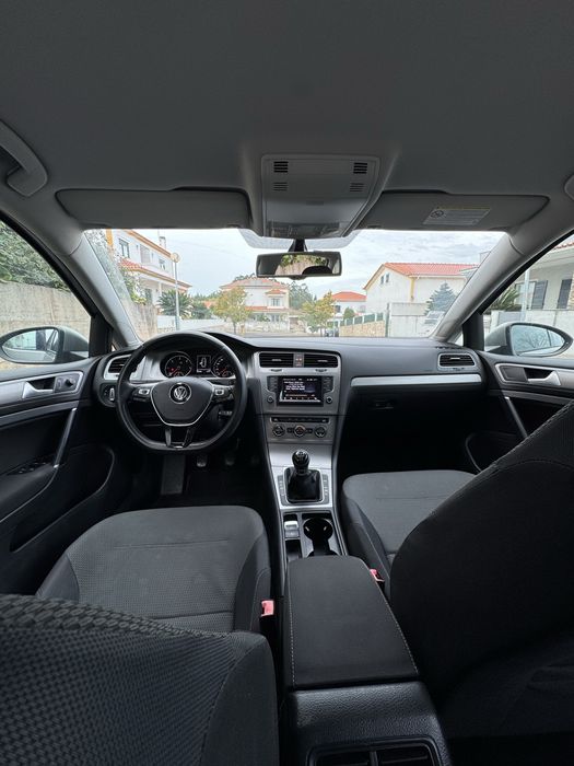 VW GOLF ano 2014 diesel 1.6 TDI muito estimada