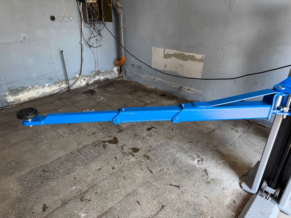 Універсальний автомобільний підйомник для легкових та бусів - 5т