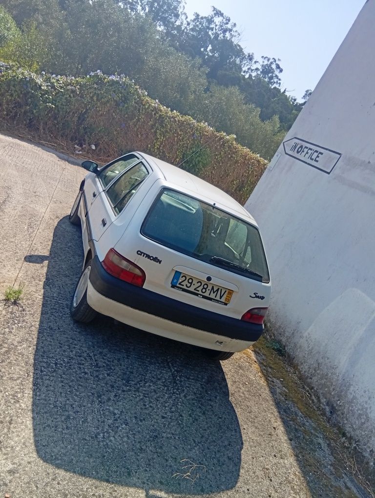 Citroen Saxo 1.0 gasolina 850€