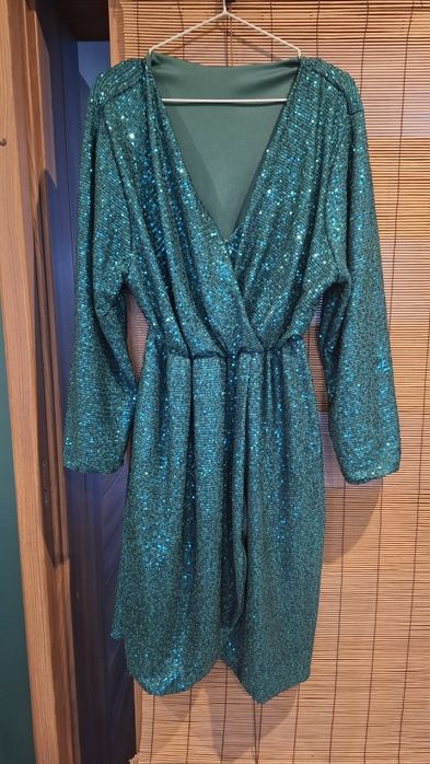 Sukienka cekinową, butelkowa zielen xl-xxxl rozciagliwa