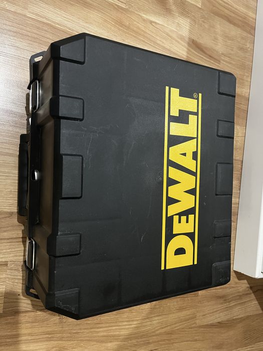 Piła Dewalt DWE576K-QS, stan jak nowa, gwarancja, +gratis