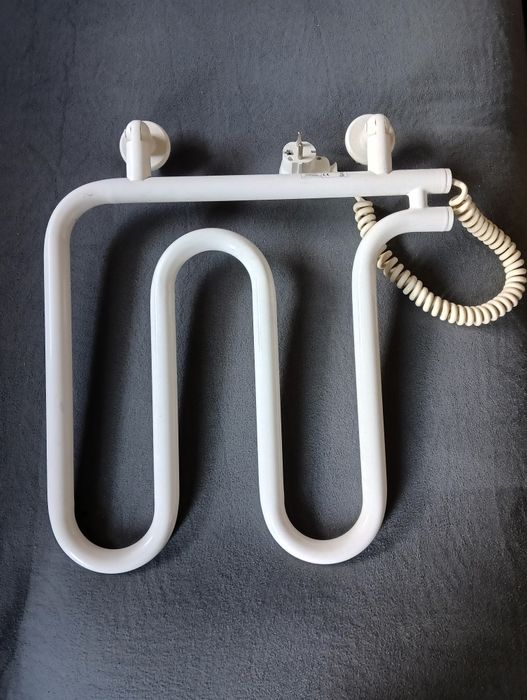 Suszarka do ubrań i ręczników/ grzejnik