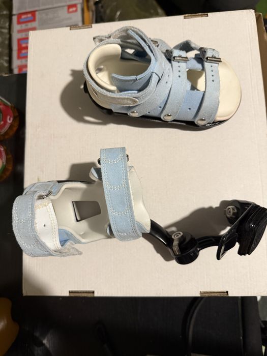 Adm z butem prawym rozmiar 8