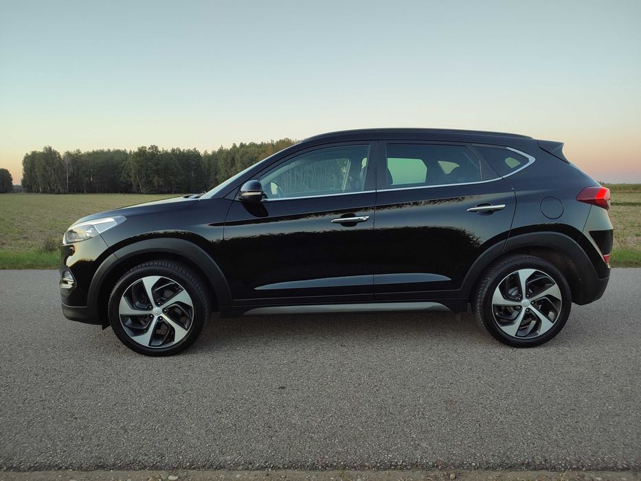 Hyundai Tucson**2,0CRDi**FULL opcja**Oryginalny lakier**LEDY**Panorama