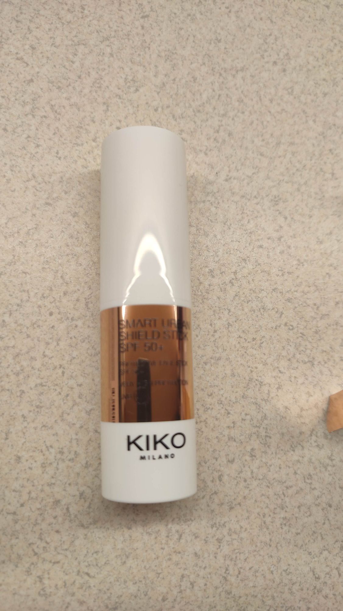 Kiko Milano Smart Urban Shield Stick SPF50+