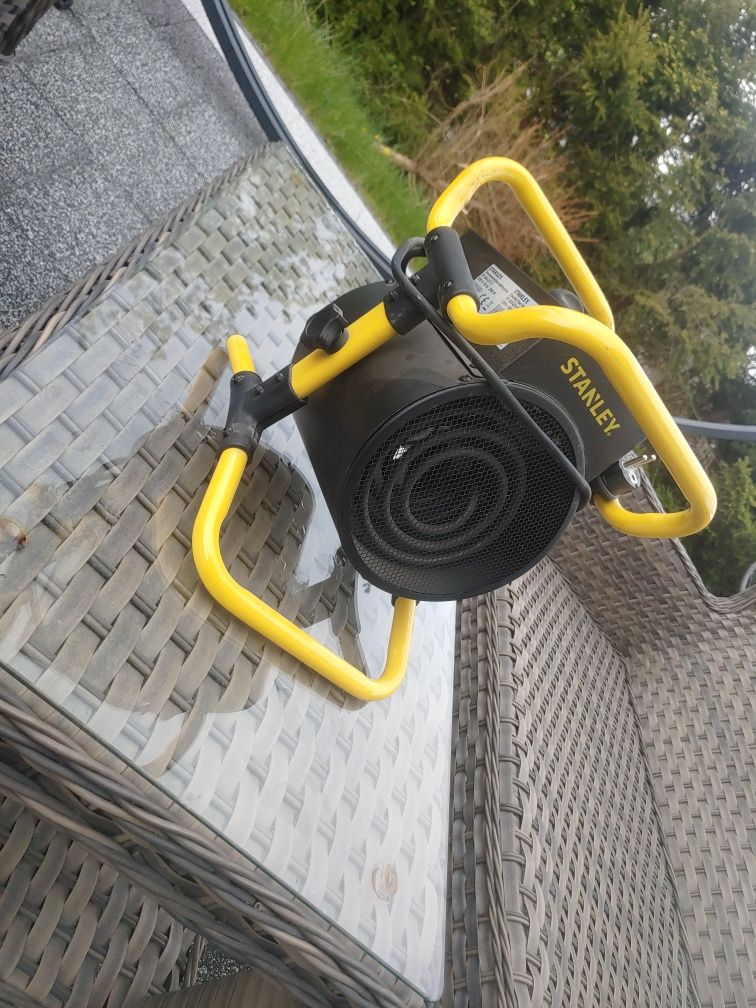 Nagrzewnica elektyryczna 2kw STANLEY