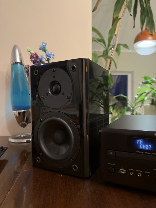 Wieża Yamaha PianoCraft CRX-E320 NX-E700 Piano Black USB CD Ideał