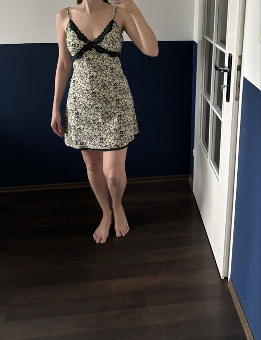 Sukienka bieliźniana lekka, zmysłowa i zwiewna